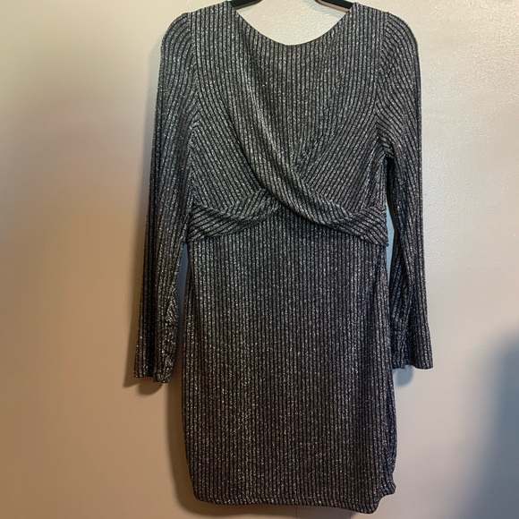 Cute Long sleeve mini dress - Picture 1 of 4